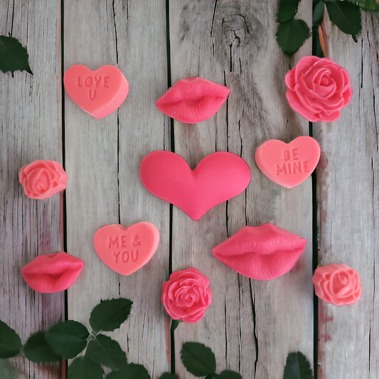 Love package soy wax melts include lips, roses, and hearts