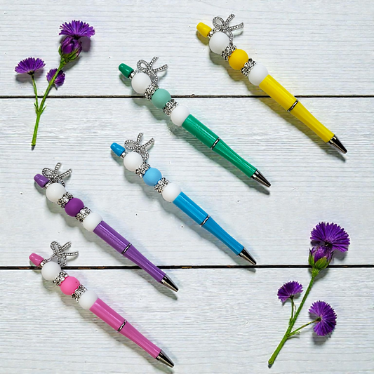 Beaded Pen with Diamond Bow Charms
